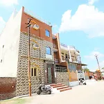 Oyo 44361 Shri Lajjaram Ashram